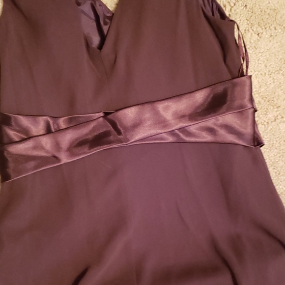 Dress - Picture 3 of 4